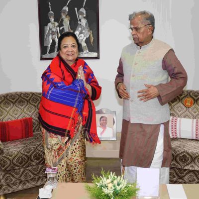 Hon'ble Minister of State for Railways and Textiles, GoI, Smt. Darshana Jardosh paid a visit to the Governor of Nagaland Shri La Ganesan at Raj Bhavan, Kohima on 27th August 2023