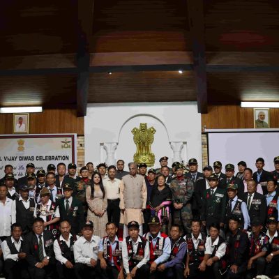 Shri La Ganesan, Governor along with Kargil war veterans,next of Kins and other officials during the Kargil Vijay Diwas program held at Raj Bhavan on 26th July 2023